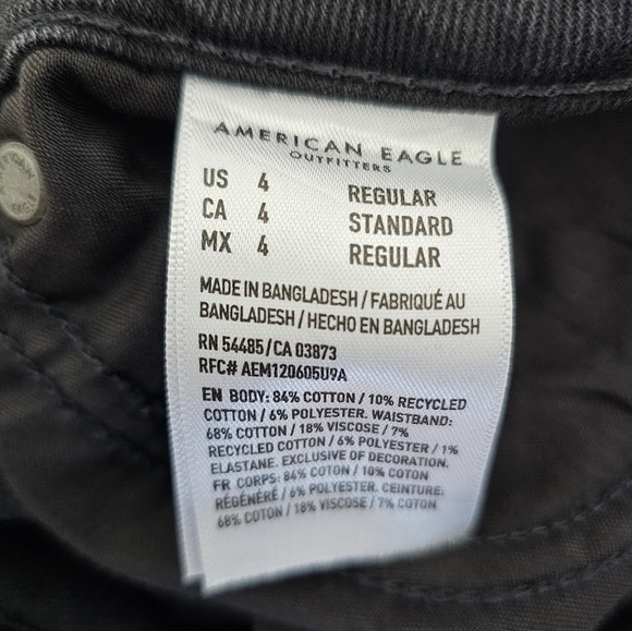 American Eagle Outfitters Mom Jeans destroyed black  size 4 - Picture 9 of 11